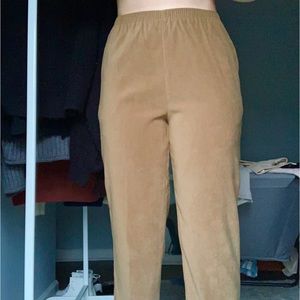 Elastic waist trouser